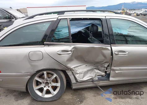 2005 Mercedes-Benz C 240 Luxury 4Matic from USA, damaged, VIN WDBRH81J25F562412